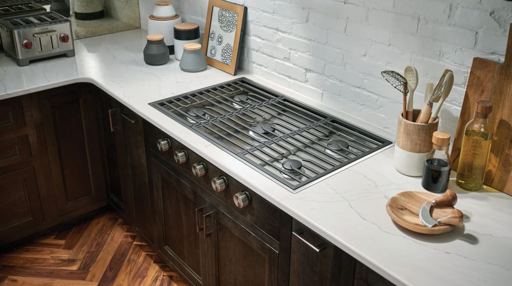 Cooktop and a Gas Stove